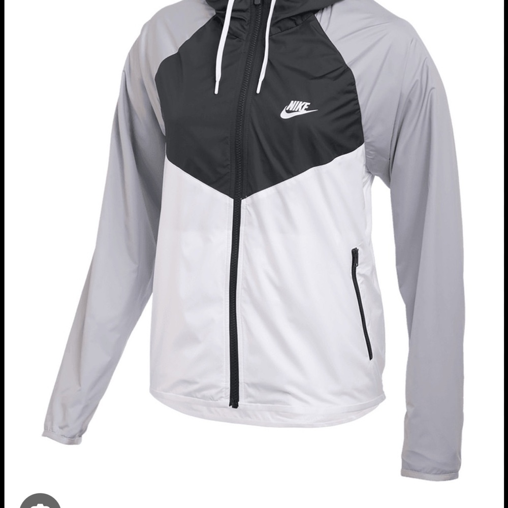 Nike Women's Black, White and Gray Windbreaker